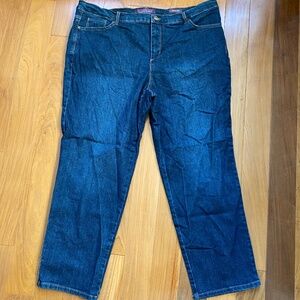 Gloria Vanderbilt Womens Amanda Classic High Rise Tapered Jean Plus Size